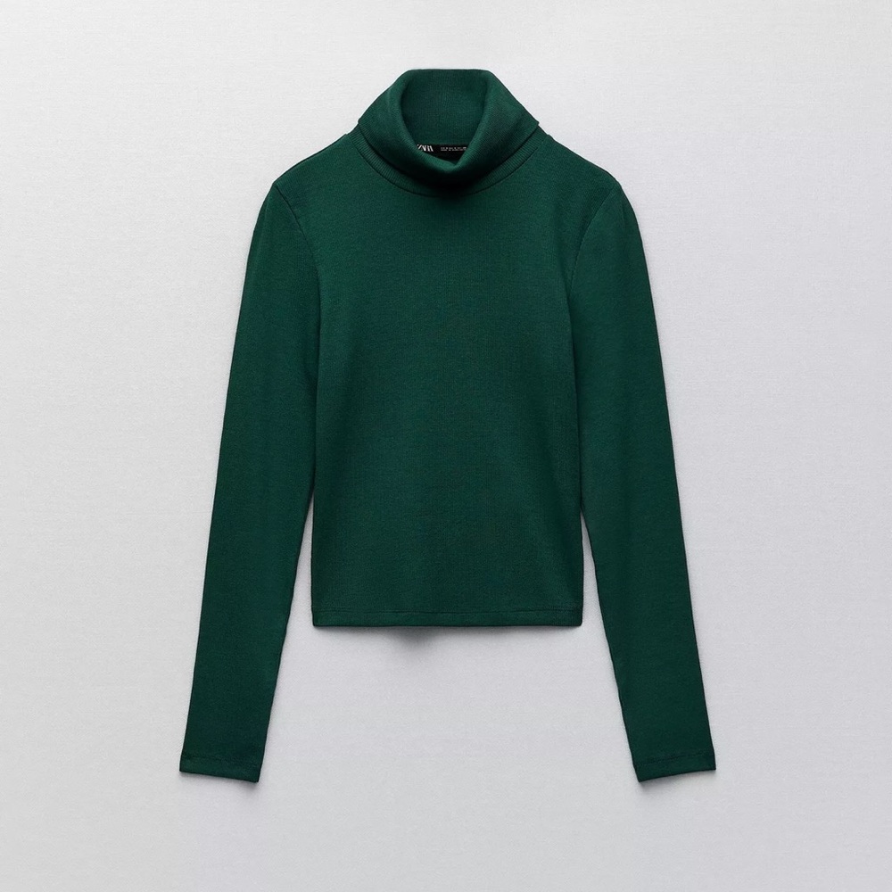 Zara Deep Green Turtleneck Sweater